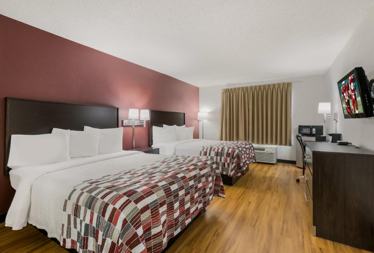Red Roof Inn & Suites Knoxville East Екстер'єр фото